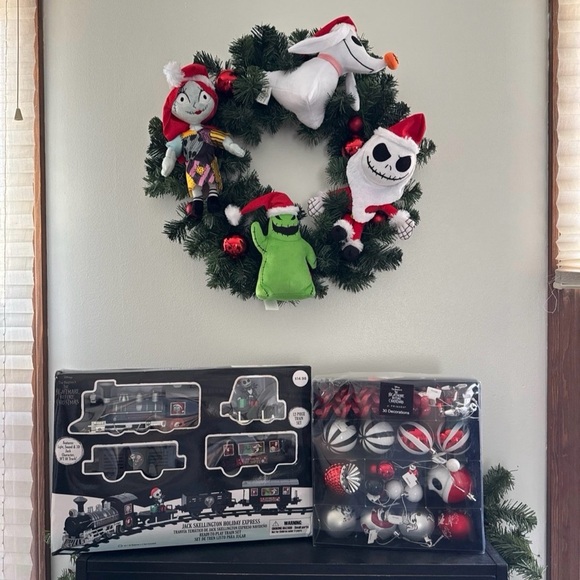 Other - Nightmare Before Christmas Wreath and Train Set
